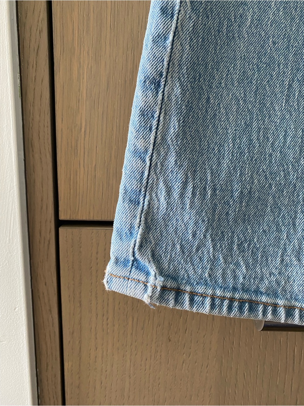 Abercrombie & Fitch High Rise 90s Relaxed Jean - Picture 7 of 8